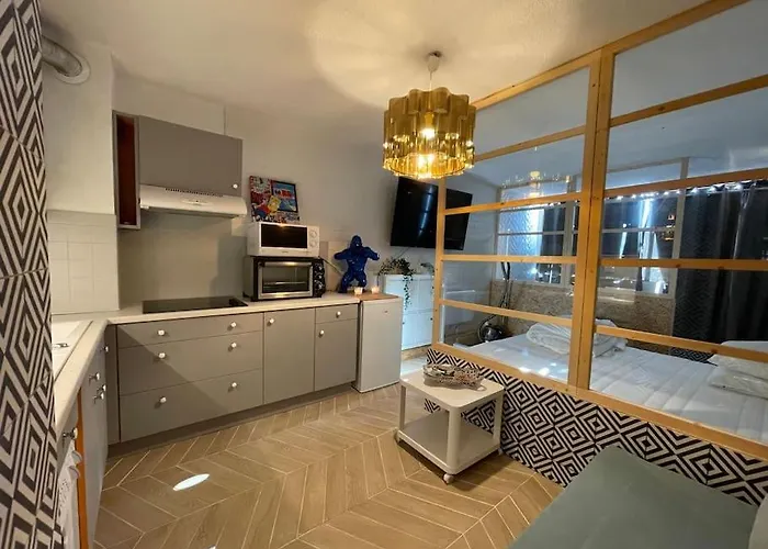 Appartement Loft Ravissant Avec Jacuzzi & Piscine - Cap D'agde Agde